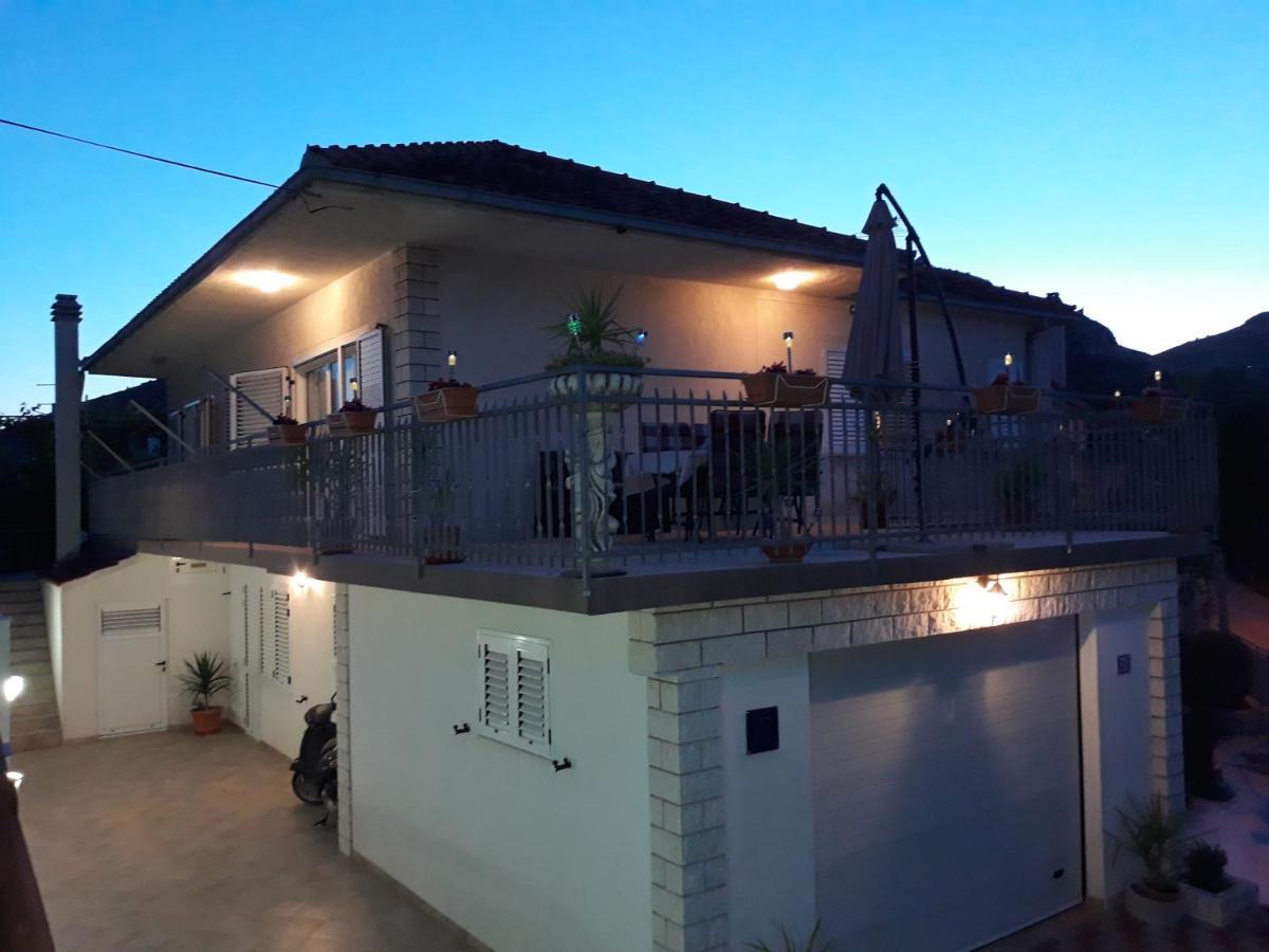 Quality Vila "Comfort" Trogir Buitenkant foto