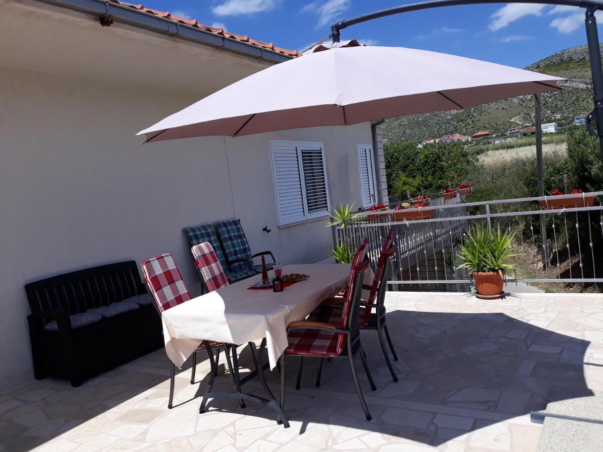 Quality Vila "Comfort" Trogir Buitenkant foto