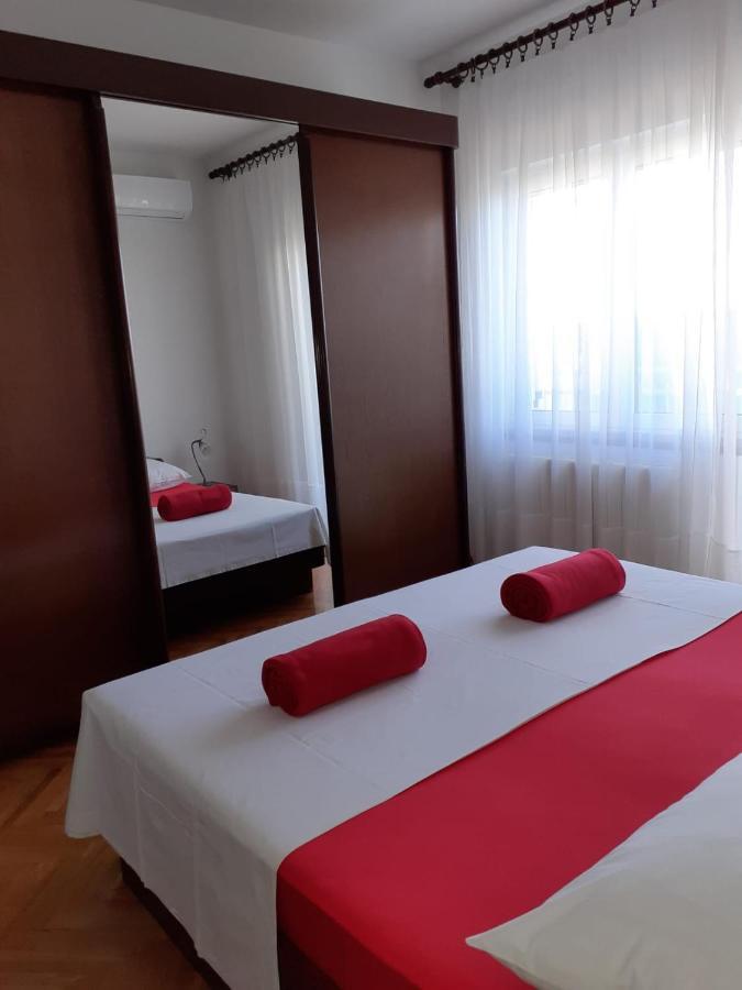 Quality Vila "Comfort" Trogir Buitenkant foto