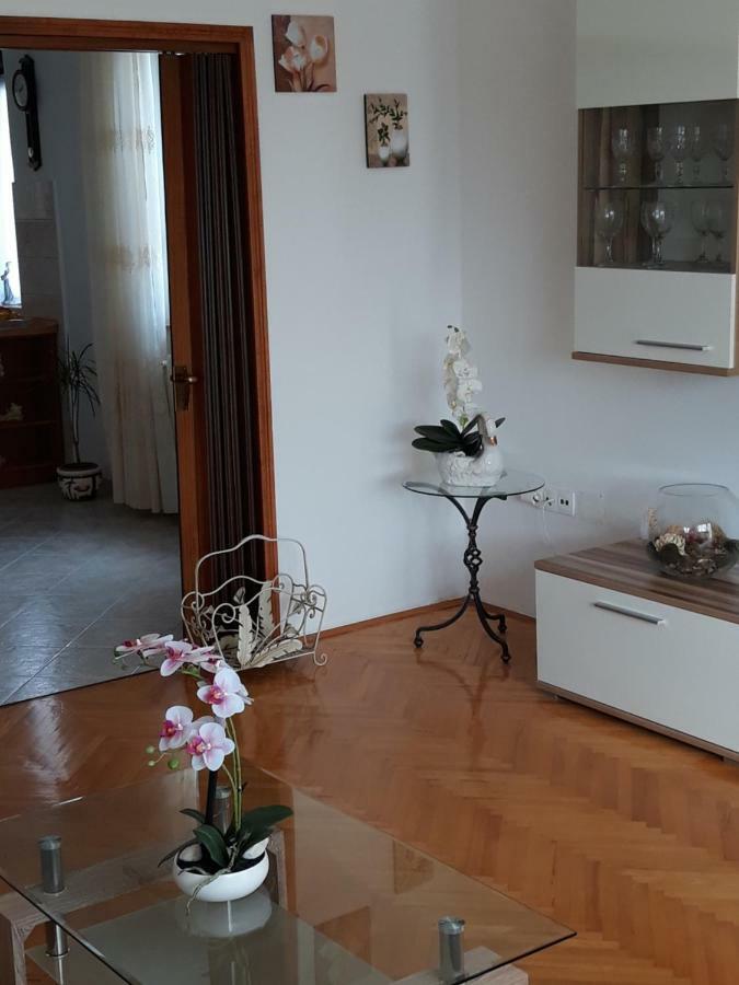 Quality Vila "Comfort" Trogir Buitenkant foto